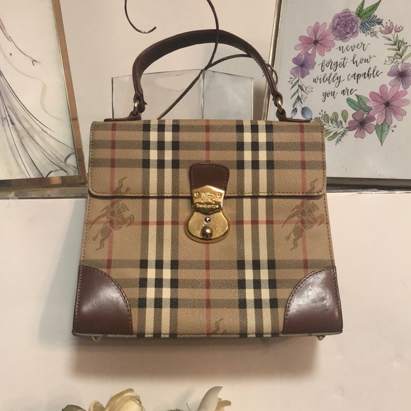 Handbags - 💎🎉HOST PICK🎉💎Burberry Vintage Check Handbag
